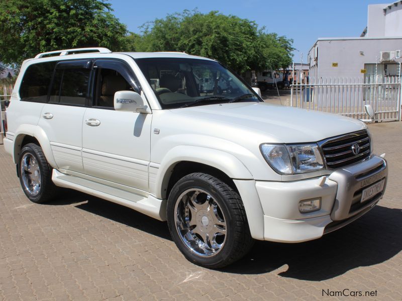 Toyota LANDCRUISER 100 SERIES 4.7V8 A/T in Namibia