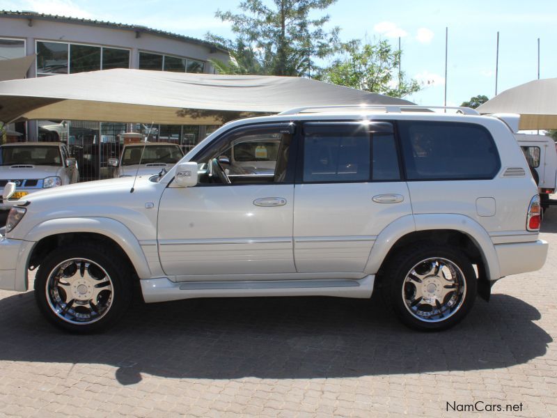 Toyota LANDCRUISER 100 SERIES 4.7V8 A/T in Namibia