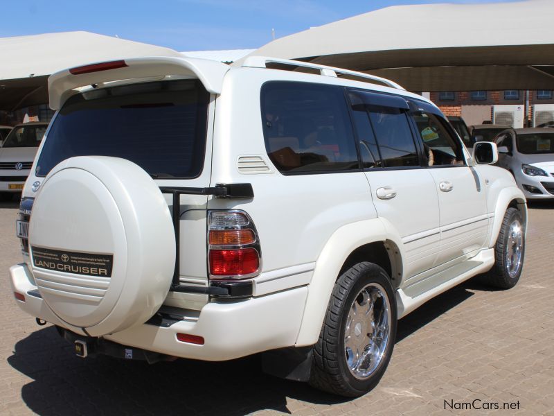 Toyota LANDCRUISER 100 SERIES 4.7V8 A/T in Namibia