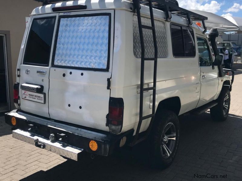 Toyota Land Cruiser 4.2 Troppie in Namibia