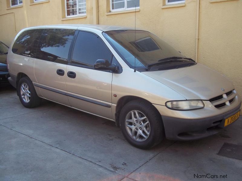 Chrysler Grand Voyager 3.3L V6 SE in Namibia