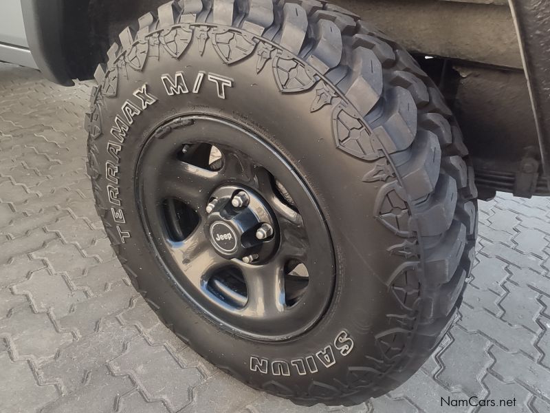 Jeep Cherokee Sport 4.0L in Namibia