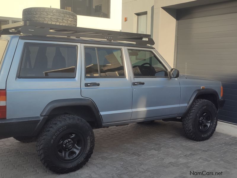 Jeep Cherokee Sport 4.0L in Namibia