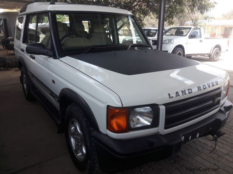 Land Rover Discovery V8 2series in Namibia