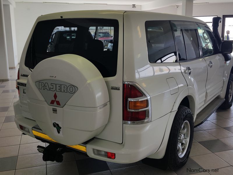 Mitsubishi Pajero 3.2 4X4 in Namibia