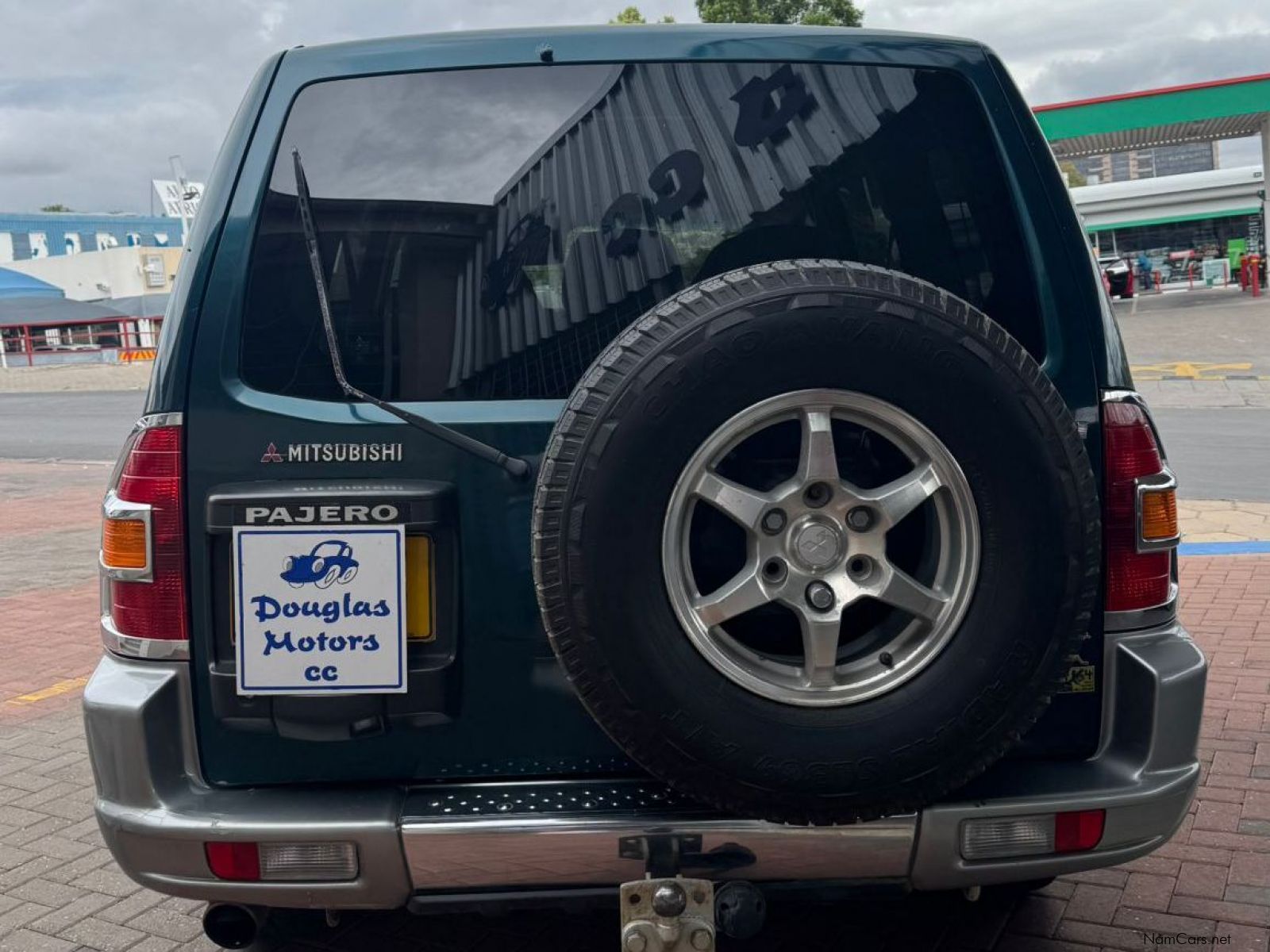 Mitsubishi Pajero 3.5L V6 GDi Exceed in Namibia