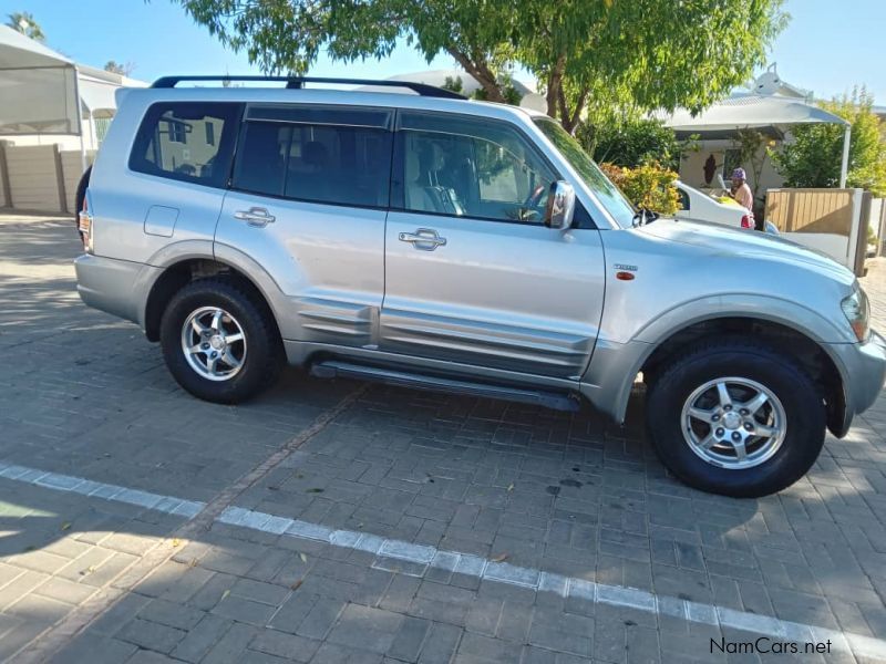 Mitsubishi Pajero LWB 3.5 GDI A/T 4x4 in Namibia