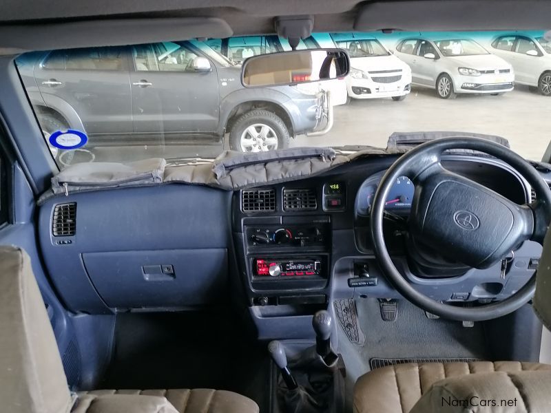Toyota Hilux 2.7 4x4 in Namibia