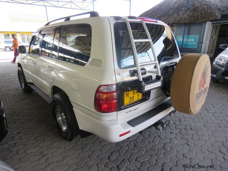 Toyota LANDCRUISER 100 V8 4,7 VX in Namibia