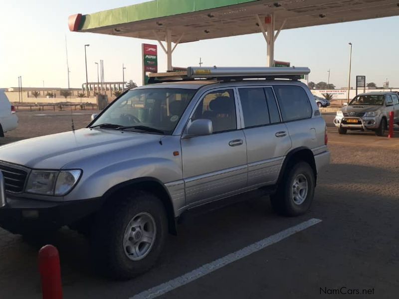 Toyota Land Cruiser 4.7 V8 100 Series in Namibia