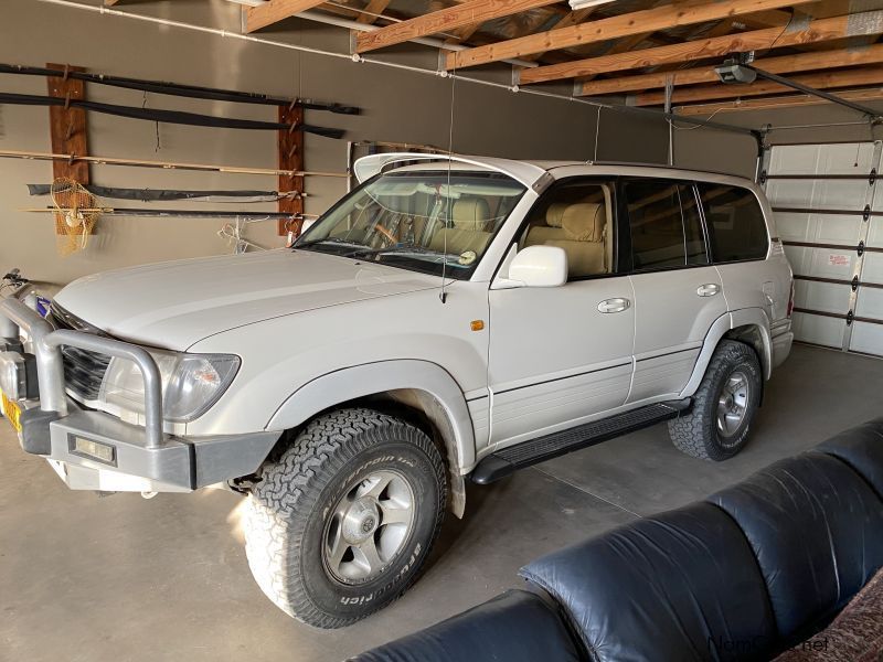 Toyota Land Cruser 100 Series 6 cylinder Turbo Diesel in Namibia