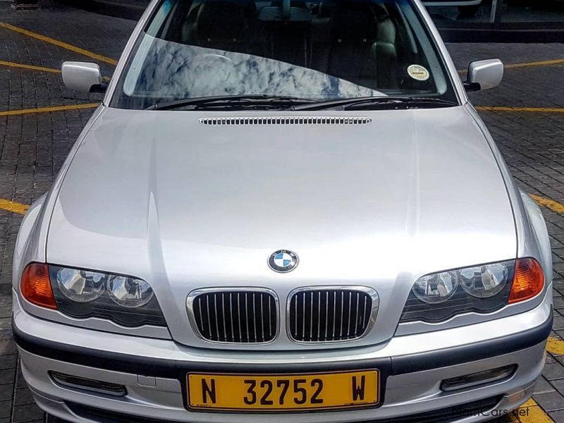 BMW 320i (E46 - straight six) in Namibia