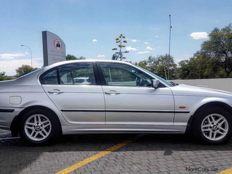 BMW 320i (E46 - straight six) in Namibia