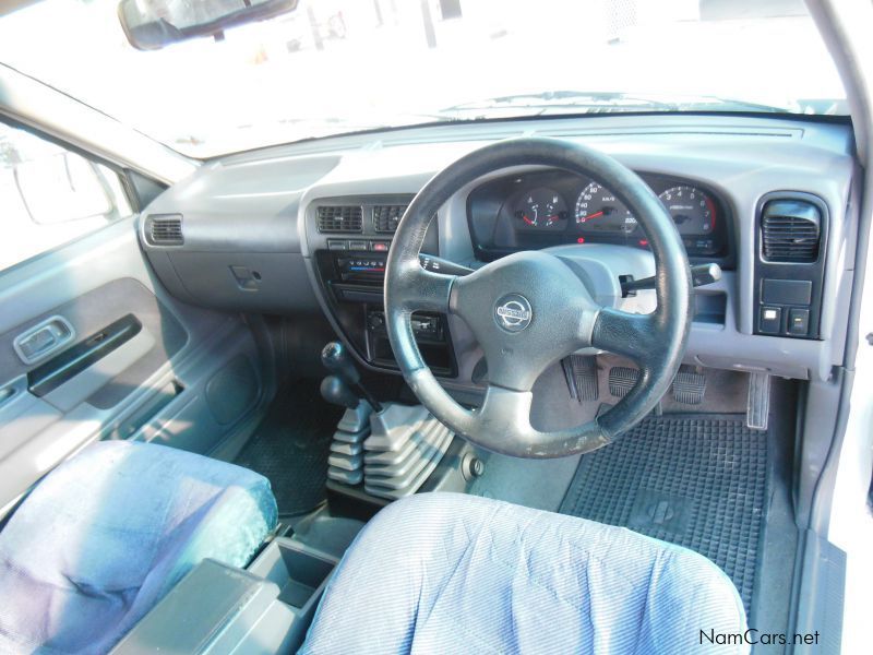 Nissan HARDBODY 1 TONNER V6 in Namibia