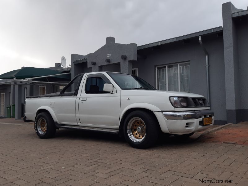 Nissan Hardbody 3.0 V6 SL vg30e 4x4 in Namibia