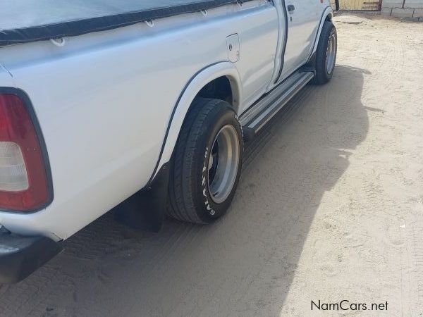 Nissan NP300 V6 in Namibia