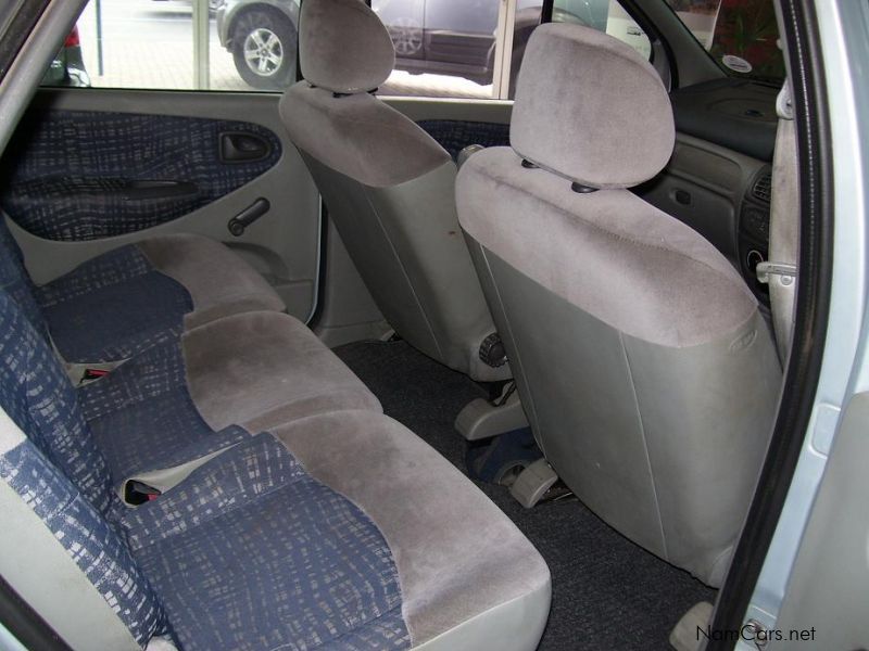 2001 Renault Scenic 1.4 Authentique car Photos - Manual Transmissions -  106000 km milage, image size:800x600