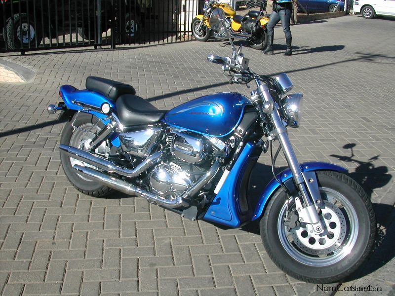 Suzuki VZ 800 Marauder in Namibia