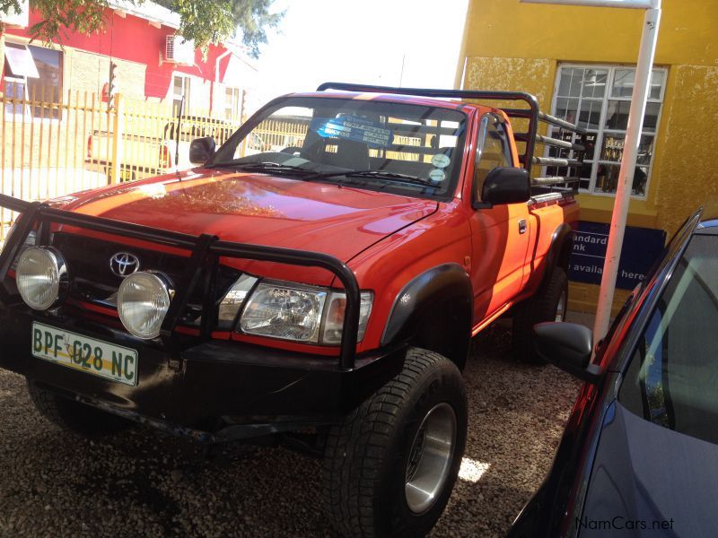 Toyota Hilux 2.7 4x4 S/C in Namibia