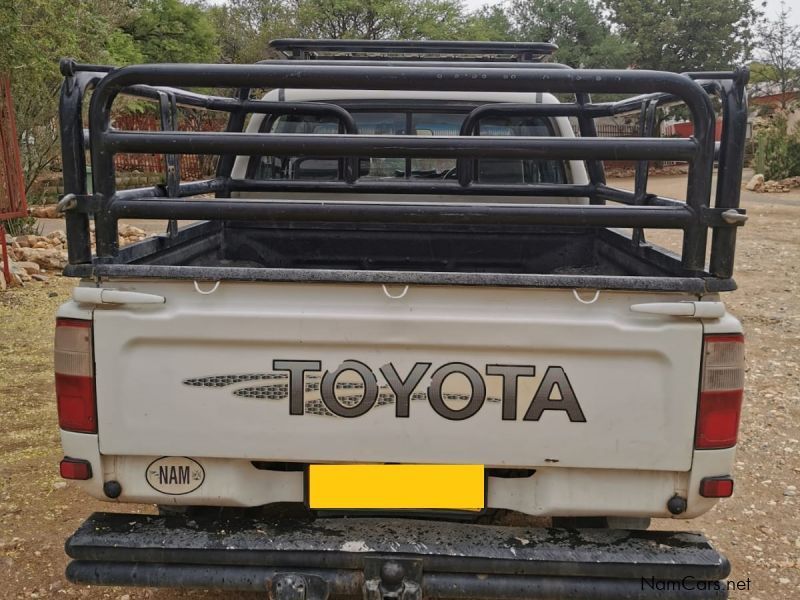 Toyota Hilux 2.7l in Namibia