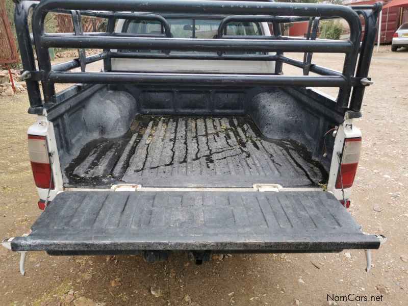 Toyota Hilux 2.7l in Namibia