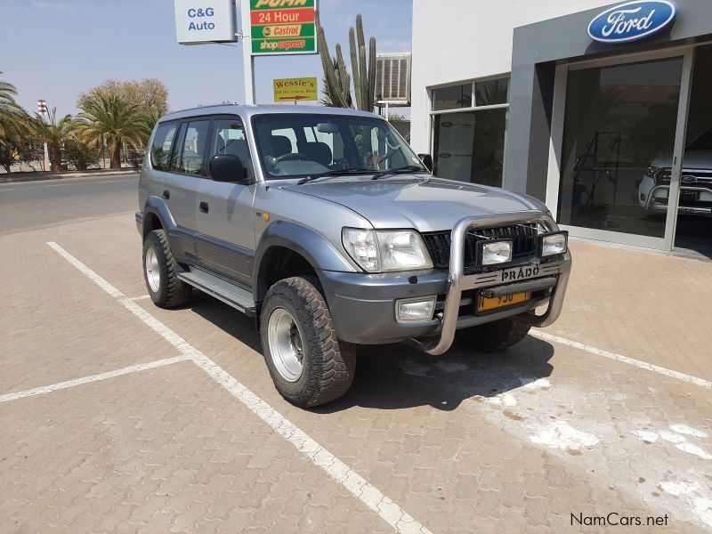 Toyota LAND CRUIZER PRADO V6 A/T in Namibia