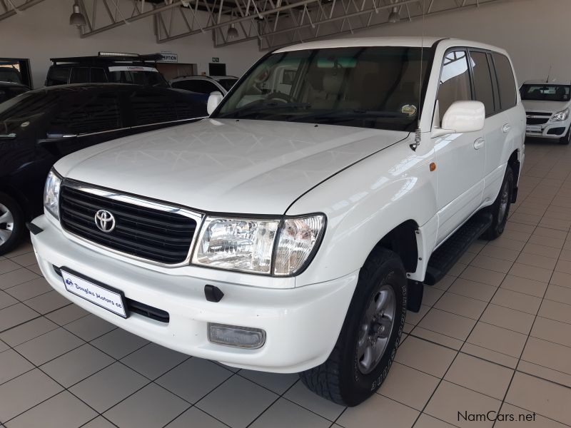 Toyota Land Cruiser 100 4.2 TDi VX in Namibia