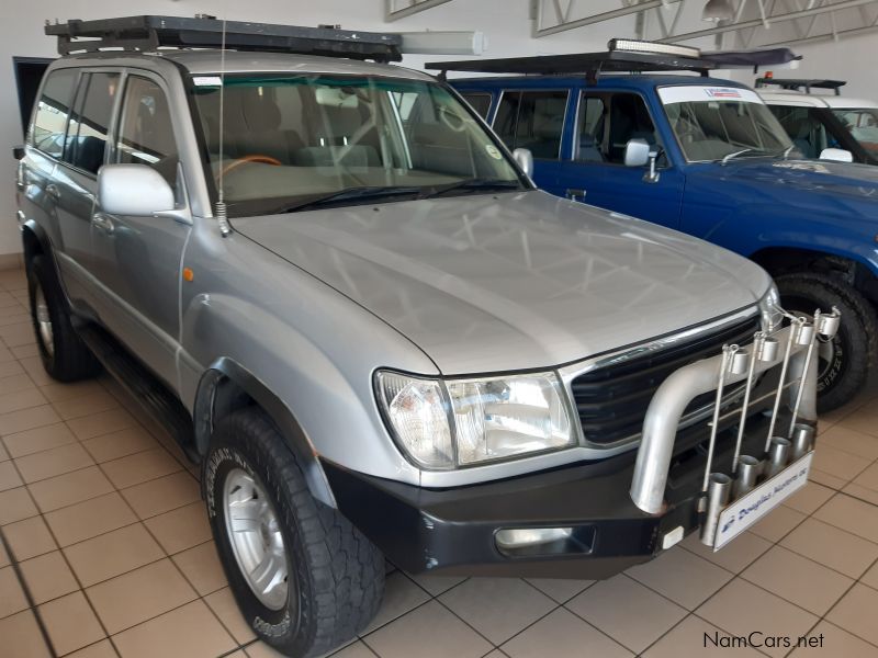 Toyota Land Cruiser 100 4.7 V8 in Namibia