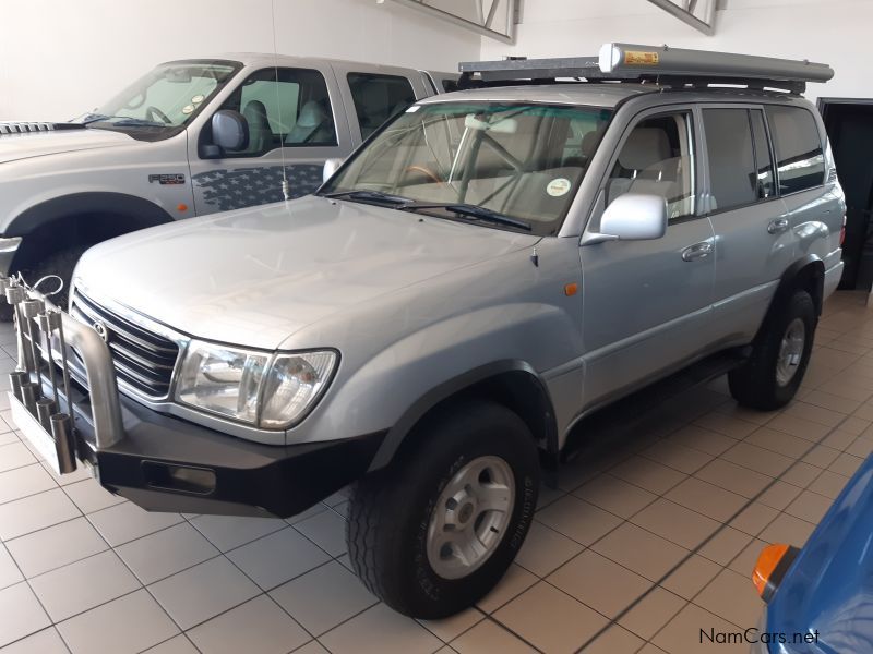 Toyota Land Cruiser 100 4.7 V8 in Namibia