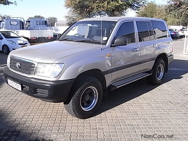 Toyota Land cruiser 100Series in Namibia