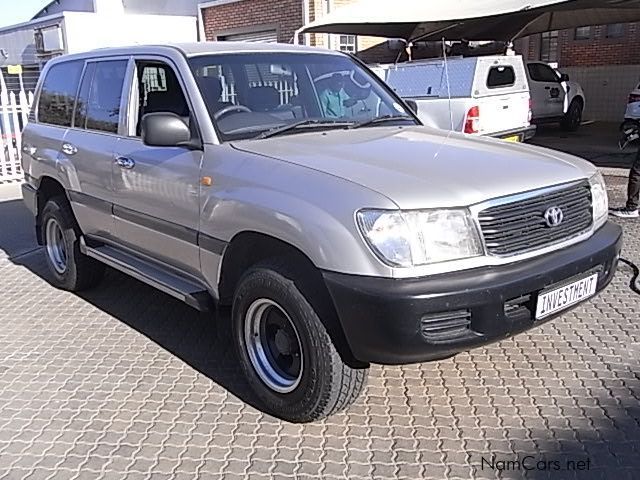 Toyota Land cruiser 100Series in Namibia