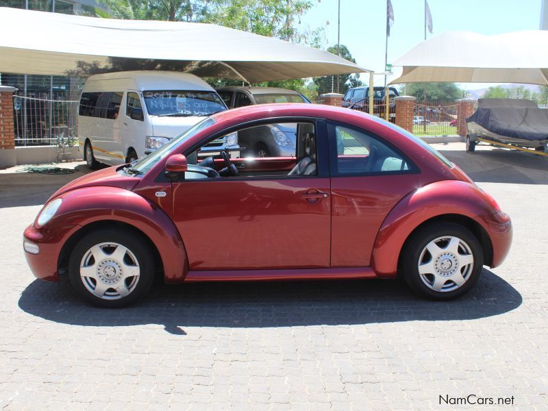 Volkswagen BEETLE 2.0 MANUAL in Namibia