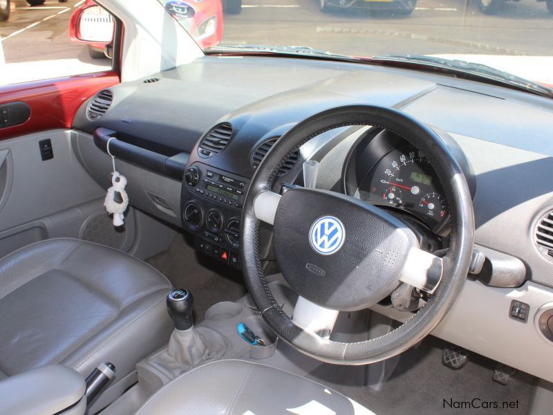 Volkswagen BEETLE 2.0 MANUAL in Namibia