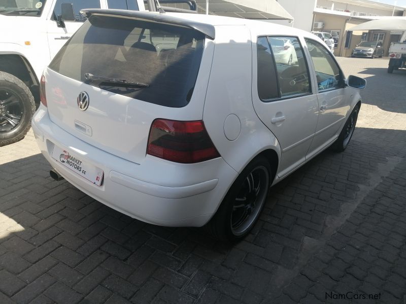 Volkswagen Golf 4 1.6 SR in Namibia
