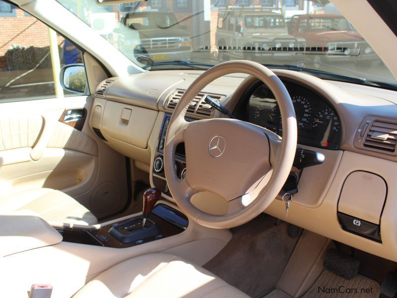 Mercedes-Benz ML 500 V8 A/T AWD in Namibia