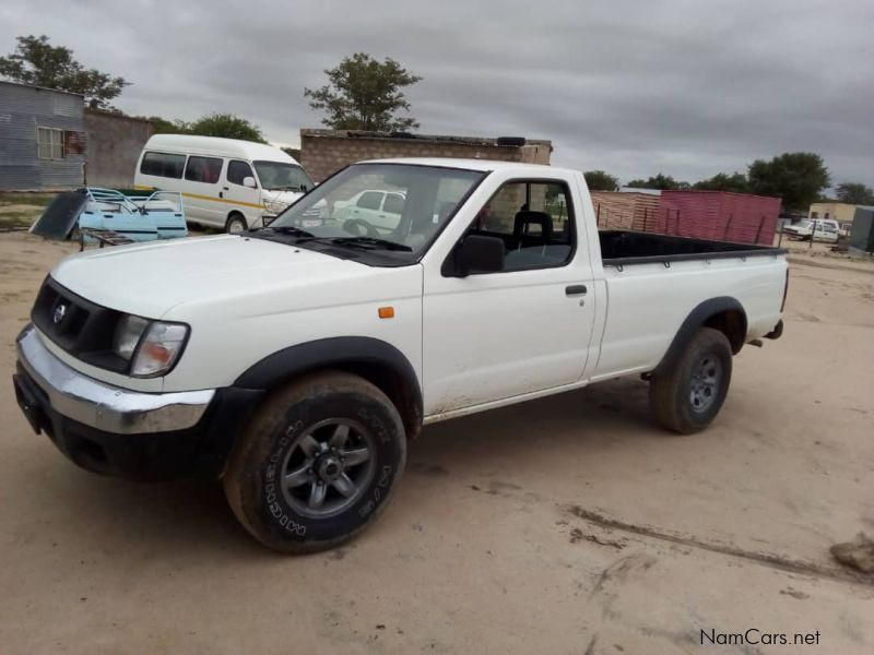 Nissan NP 3.3 v6 in Namibia