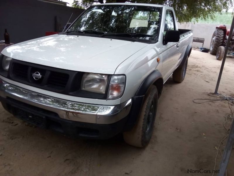Nissan NP 3.3 v6 in Namibia
