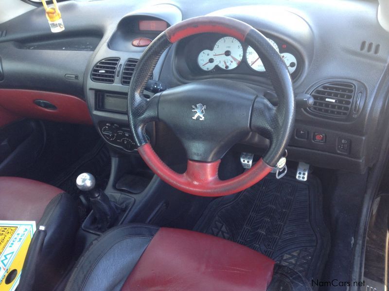 Peugeot 206 1.6 Cabriolet Coupe in Namibia