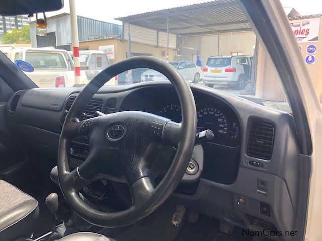 Toyota Hilux 2.7 vvti D/Cab in Namibia