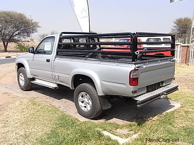 Toyota Hilux 3.0 KZTE 2x4 in Namibia