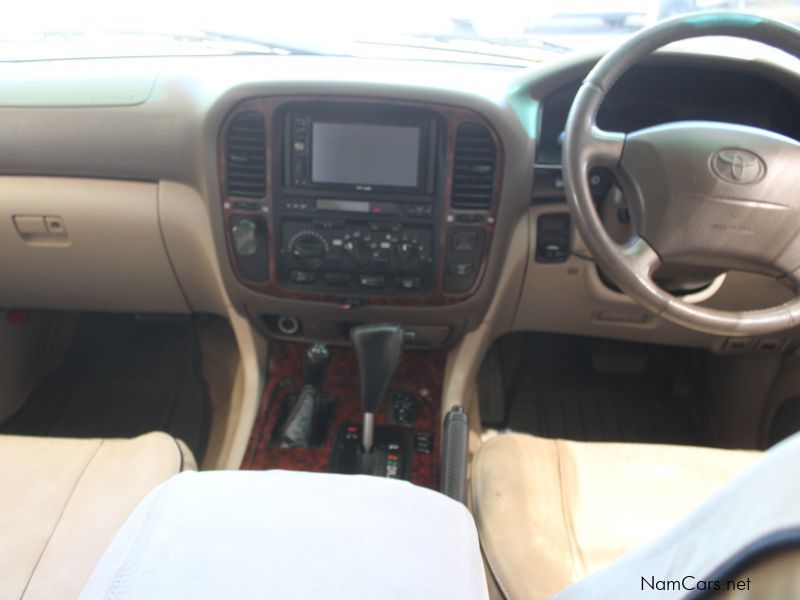 Toyota LANDCRUISER 4.2 DIESEL 100SERIES A/T 4X4 in Namibia