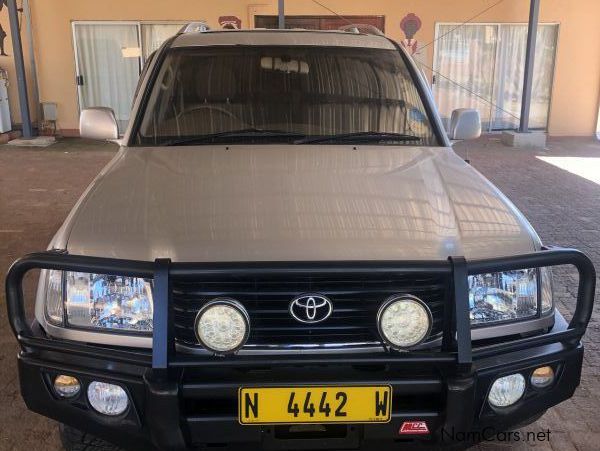 Toyota Land Cruiser 100series 4.2 D vx limited in Namibia
