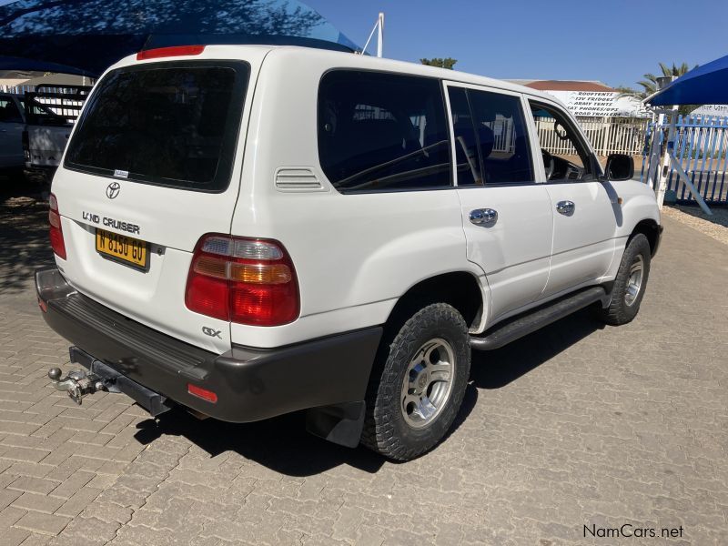 Toyota Land Cruiser 105 4.5 EFI GX in Namibia