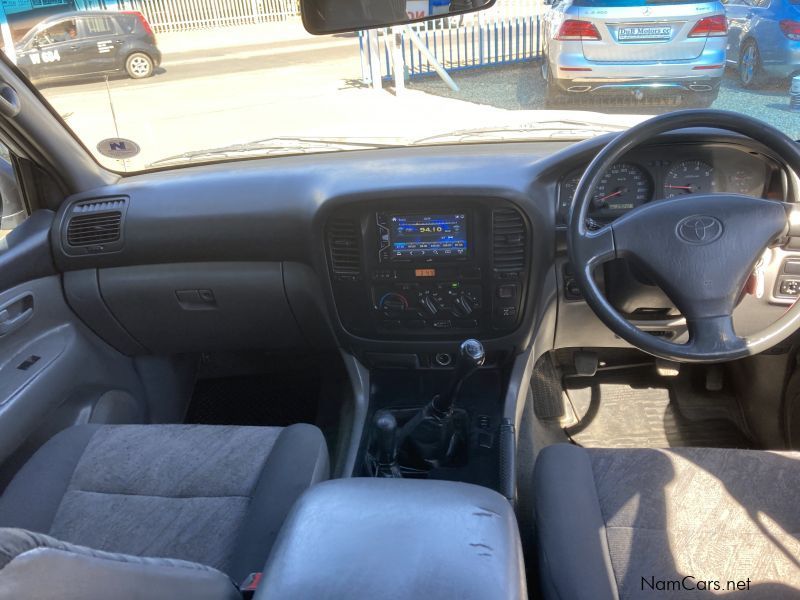 Toyota Land Cruiser 105 4.5 EFI GX in Namibia