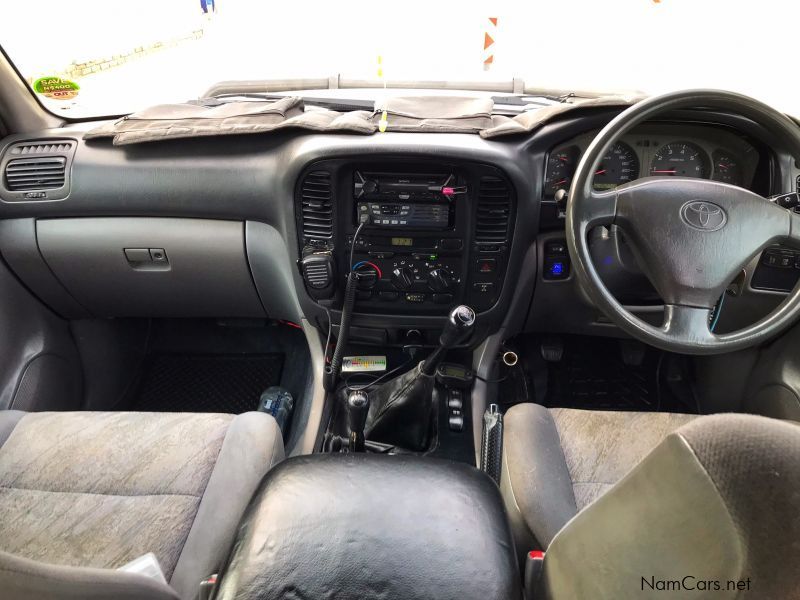 Toyota Land Cruiser 105 GX EFI in Namibia