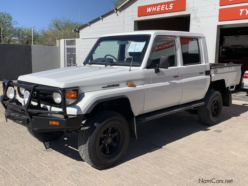 Toyota Land Cruiser 4.5 EFI in Namibia