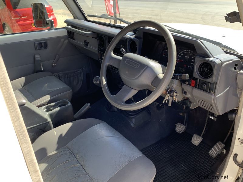 Toyota Land Cruiser 4.5 EFI in Namibia