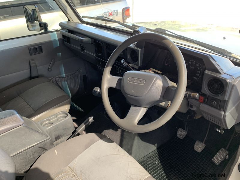 Toyota Land Cruiser 4.5 EFI in Namibia