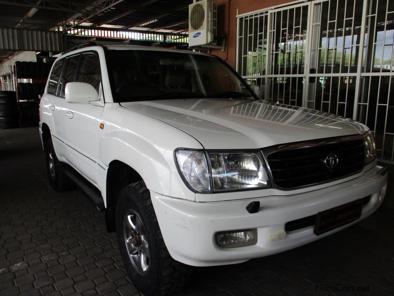Toyota Land Cruiser 4.7 V8 A/T 4x4 in Namibia