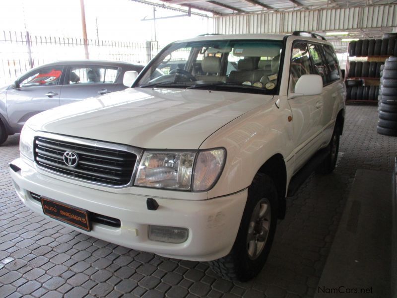 Toyota Land Cruiser 4.7 V8 A/T 4x4 in Namibia